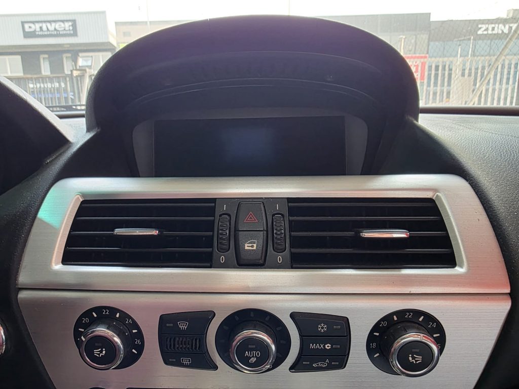 BMW 12