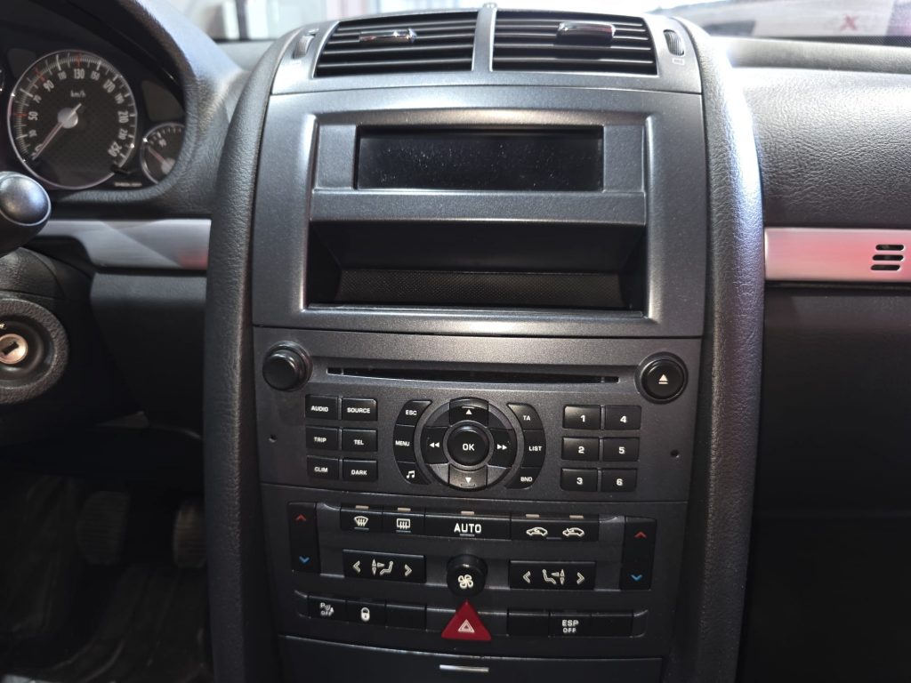 Peugeot 7