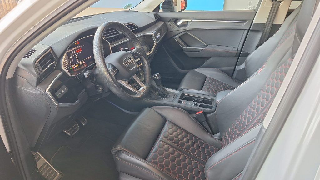 Audi 3