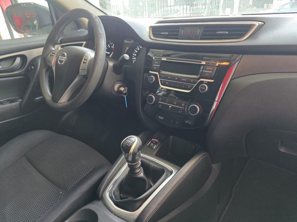 Nissan 6