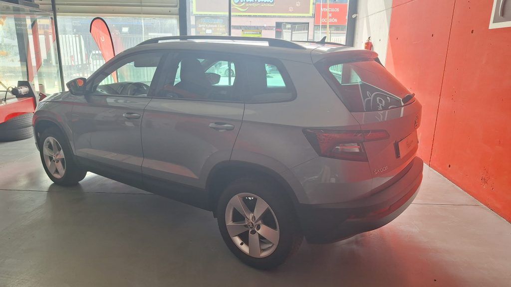 Skoda 9