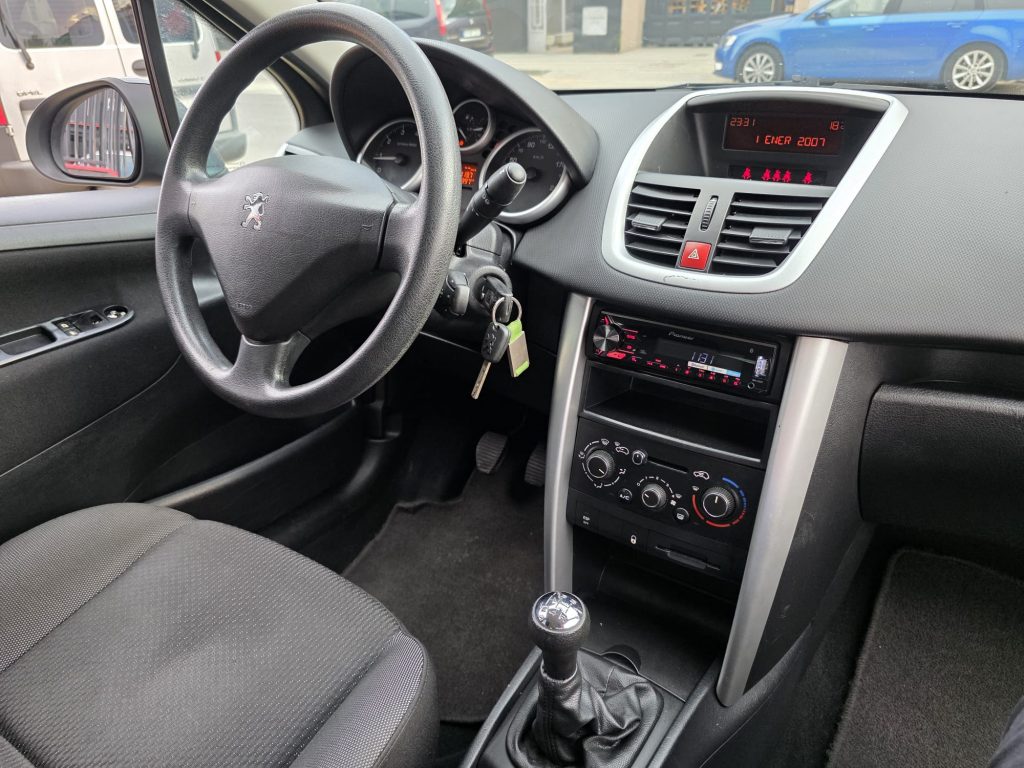 Peugeot 2
