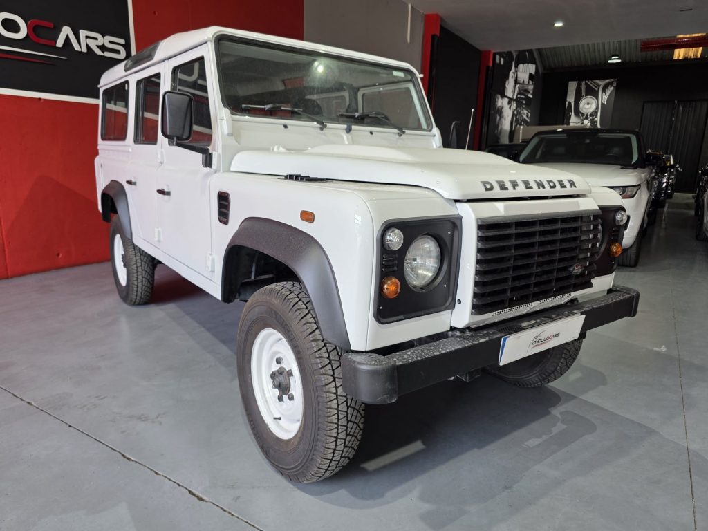 Defender 4