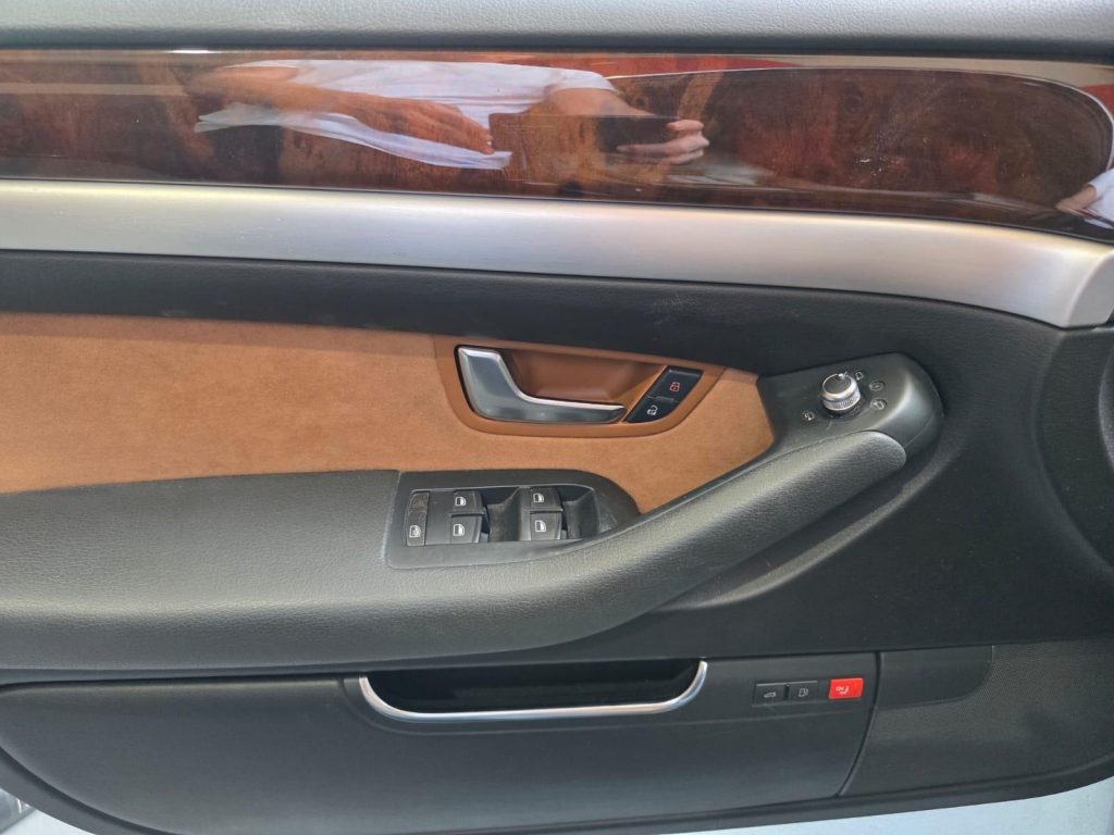 Audi 13