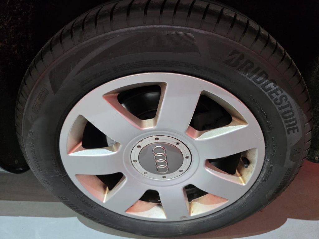 Audi 3