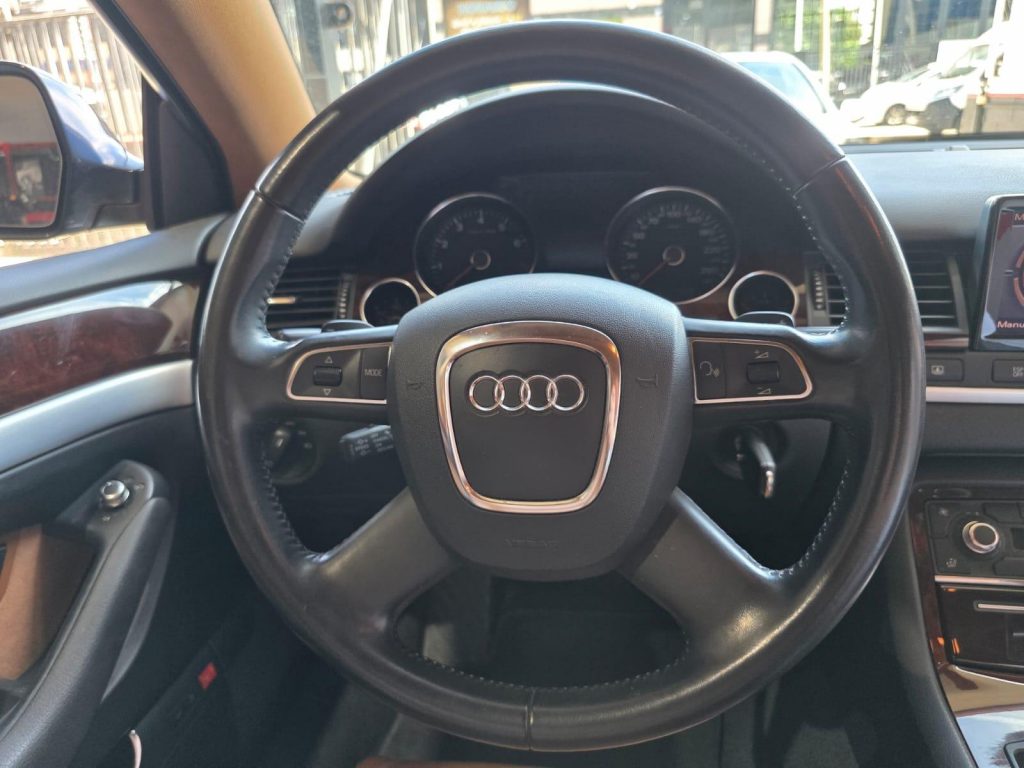 Audi 9