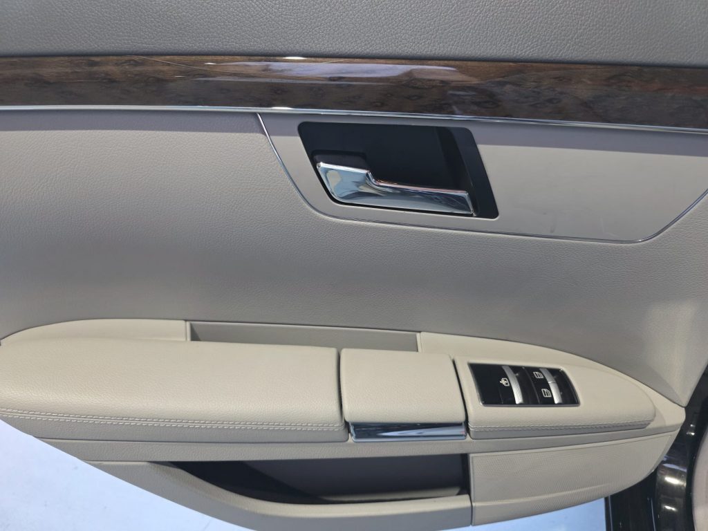 Mercedes 11