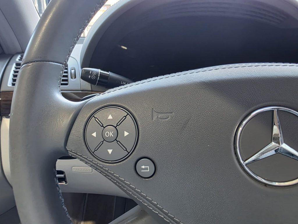 Mercedes 3