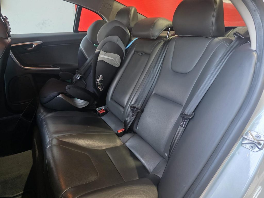 Volvo 3